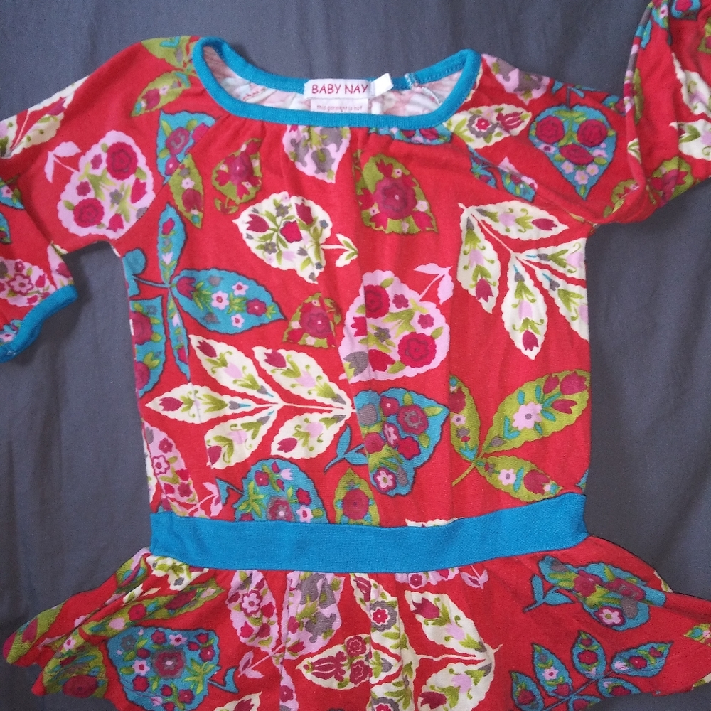 Girls Baby Nay red flower top sz 4T